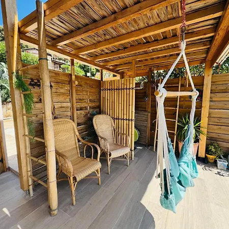 Maison Dans Domaine Avec Piscine Collective Сasa de vacaciones