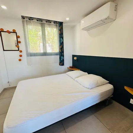 Maison Dans Domaine Avec Piscine Collective * Bormes-les-Mimosas