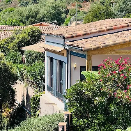 Maison Dans Domaine Avec Piscine Collective Bormes-les-Mimosas