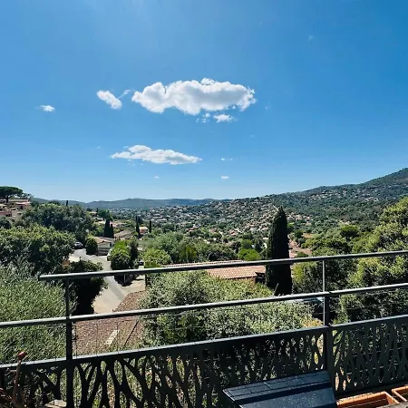 Vakantiehuis Maison Dans Domaine Avec Piscine Collective Bormes-les-Mimosas