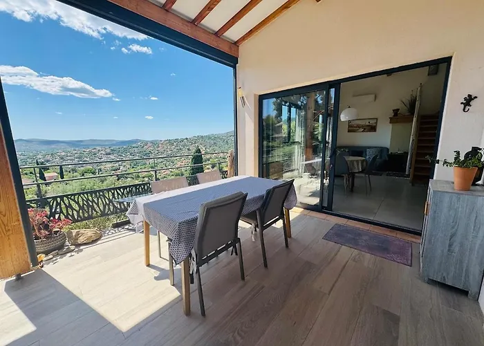 Maison Dans Domaine Avec Piscine Collective Vakantiehuis *