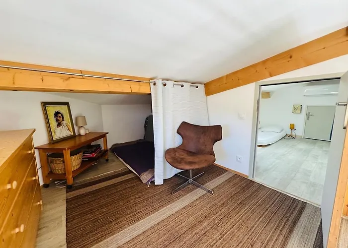 Vakantiehuis Maison Dans Domaine Avec Piscine Collective *